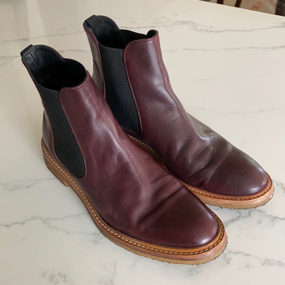 Barney’s maroon flat short leather boots. 40 1/2